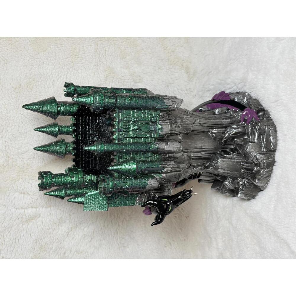 Bath & Body Works Disney Maleficent 3-Wick Candle Holder –Dragon & Castle Design